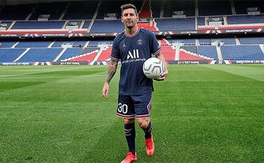 Chính thức: Messi đã ký hợp đồng với PSG