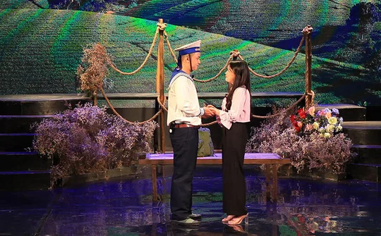 Chương trình nghệ thuật trực tuyến “Ở nhà cùng vui”