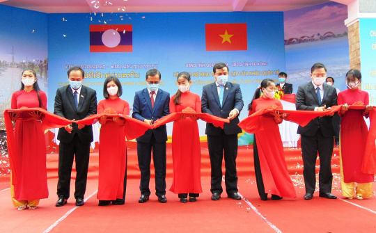 Khai trương cặp Cửa khẩu quốc tế Nam Giang - Đắc Tà Oọc