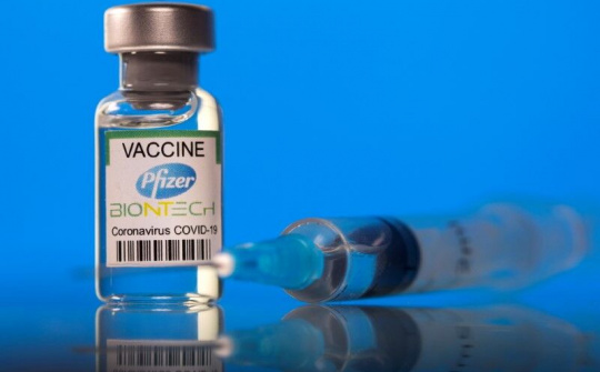 Chính phủ đồng ý mua bổ sung gần 20 triệu liều vaccine Pfizer