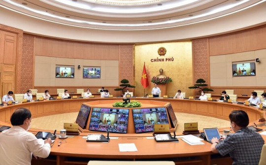 Thủ tướng: “Tiêm miễn phí cho toàn dân, dứt khoát là như vậy"