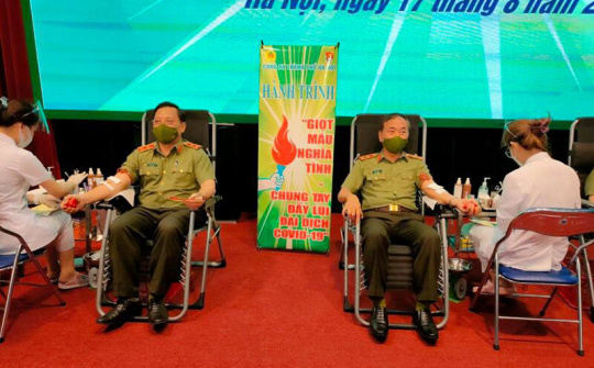 Công an Hà Nội bảo vệ “vùng xanh”, xóa nhanh “vùng đỏ”