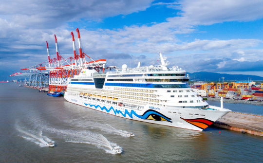 Định hướng giải pháp thực hiện ba đột phá chiến lược theo tinh thần Đại hội XIII của Đảng