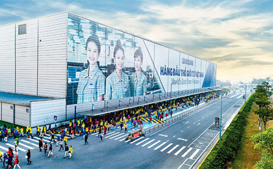 Việt Nam "là trung tâm sản xuất điện tử quan trọng" trong khu vực