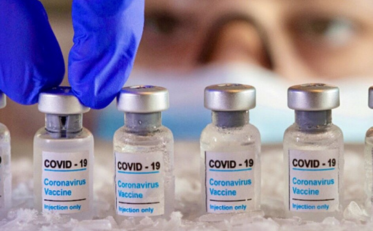 Vaccine là "chìa khóa" phòng vệ trước Covid-19