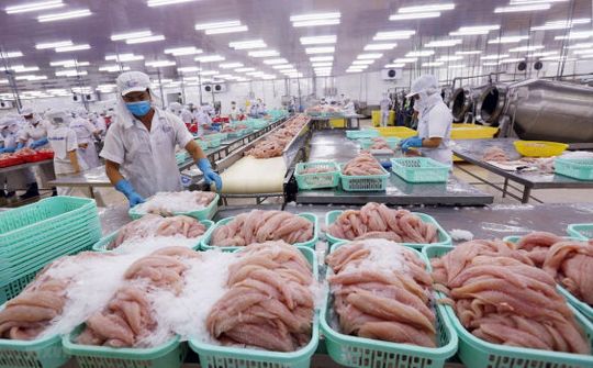 Chính phủ thống nhất giảm tiền điện cho 3 nhóm DN khó khăn do COVID-19