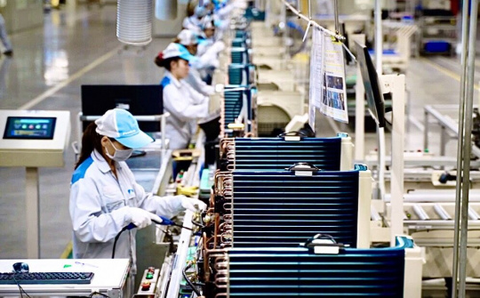 Tư duy phát triển kinh tế - xã hội trong bối cảnh mới