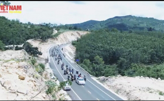 Người dân Tây Nguyên hỗ trợ tiếp sức người về từ các tâm dịch