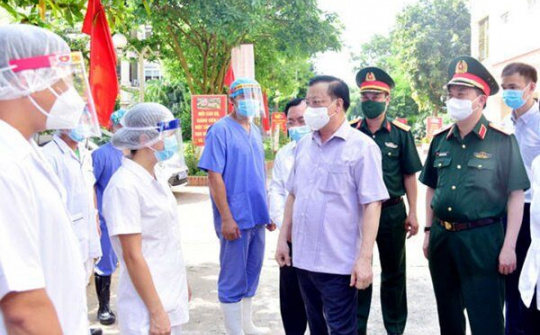 Thường trực Thành ủy Hà Nội yêu cầu dập tắt nhanh nhất các ổ dịch mới