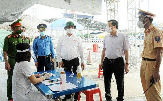 Bí thư Thành ủy Hà Nội: Tăng 70% tiền bồi dưỡng lực lượng chống dịch, sẽ có hỗ trợ thêm