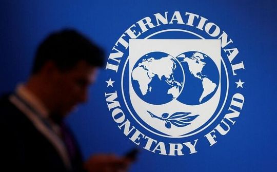 Quỹ Tiền tệ Quốc tế (IMF) thông qua gói hỗ trợ tài chính lớn nhất lịch sử