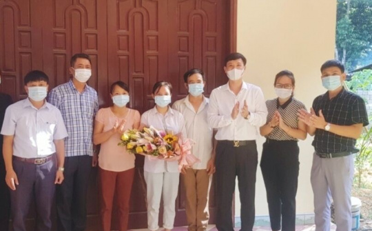 Thanh Hóa: Thủ khoa người dân tộc thiểu số làm rạng danh một vùng đất