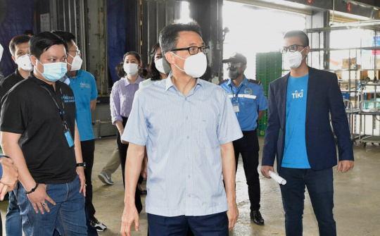 Tạo điều kiện hoạt động thuận lợi, an toàn cho các doanh nghiệp "tuyến đầu"