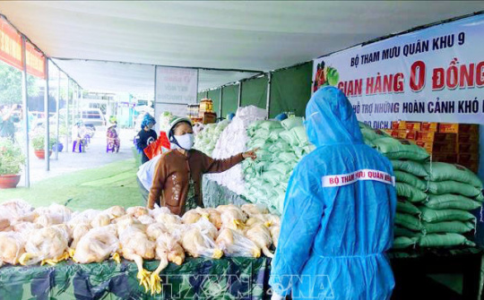 Rộ mô hình mang chợ ra không gian thoáng, siêu thị bán combo ở tâm dịch