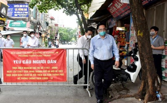 Thủ tướng Phạm Minh Chính kiểm tra công tác phòng, chống dịch tại Hà Nội