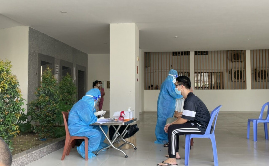 Khánh Hòa: Mở chiến dịch tiêm 300 ngàn liều vắc xin Vero Cell