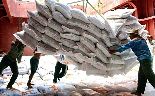 Quốc tế đánh giá Việt Nam đủ nội lực bứt phá về kinh tế sau đại dịch COVID-19