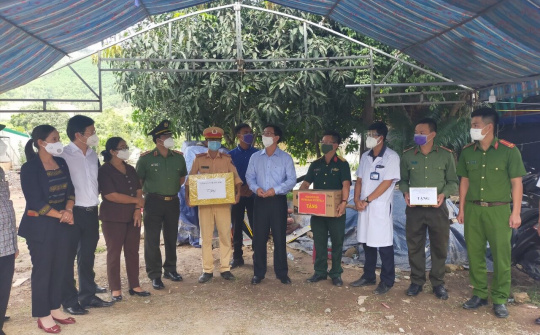 Đắk Lắk: Bí thư Tỉnh ủy "thị sát" chốt kiểm soát dịch Covid-19 tại huyện M’Drắk