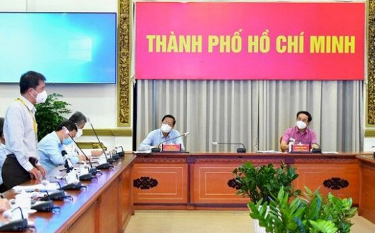 TP Hồ Chí Minh “không thể không mở cửa”
