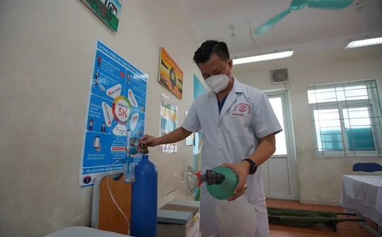 Quận Long Biên (Hà Nội): Xây dựng mô hình Trạm Y tế lưu động phòng chống dịch Covid-19