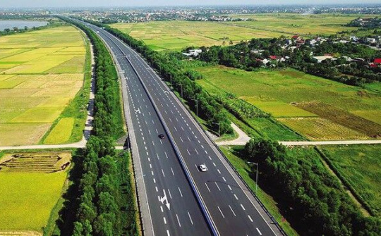 Kiên quyết xóa bỏ “cơ chế xin cho”, “lấy đầu tư công dẫn dắt đầu tư tư”