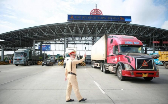 Tăng cường kiểm soát trật tự an toàn giao thông gắn với phòng chống dịch COVID-19