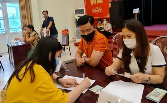 Quận Cầu Giấy hỗ trợ kịp thời người lao động khó khăn