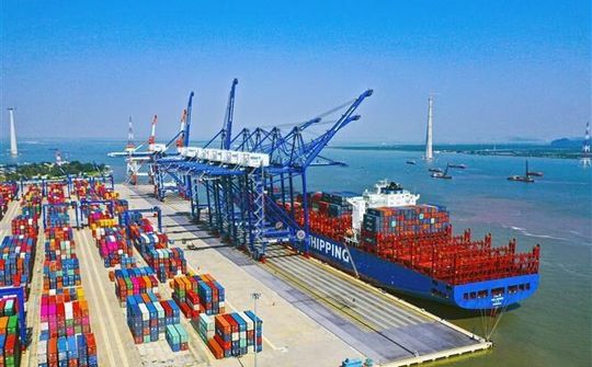 Hải Phòng đầu tư xây dựng 2 bến container tiếp nhận tàu trọng tải lớn tại Lạch Huyện