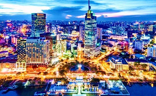 Việt Nam đang đi đúng hướng với việc đẩy nhanh chiến dịch tiêm chủng đại trà