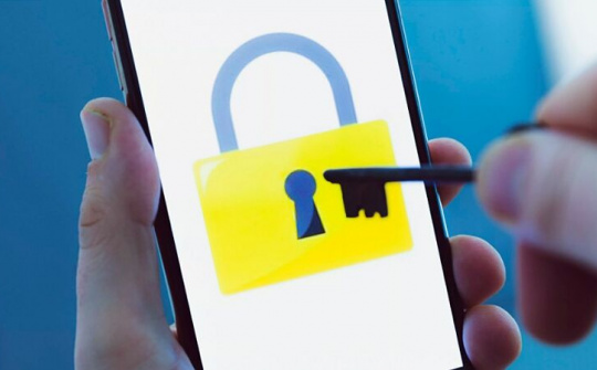 Bàn về thủ tục áp dụng, thay đổi, hủy bỏ biện pháp khẩn cấp tạm thời phong tỏa tài khoản tại ngân hàng