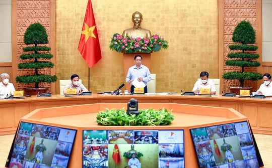 Thủ tướng Phạm Minh Chính chủ trì họp trực tuyến toàn quốc về phòng, chống Covid-19