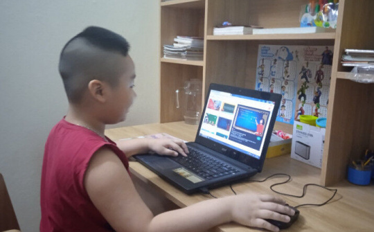 Thủ tướng chỉ đạo triển khai chương trình ''Sóng và điện thoại cho em''