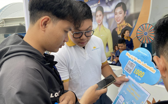 Vietnam Airlines kích cầu du lịch tại hội chợ VITM Đà Nẵng 2022