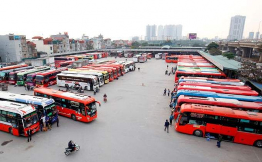 Hàng loạt doanh nghiệp vận tải bị phong toả tài khoản