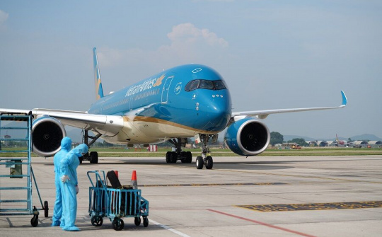 Cục Hàng không kiến nghị hạn chế chuyến bay trọn gói về Nội Bài, Tân Sơn Nhất