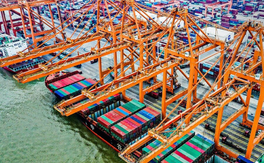 Giải cứu nông sản bằng đường biển: Tại sao không?