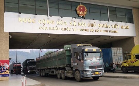 Thanh long được thông quan trở lại tại cửa khẩu Kim Thành Lào Cai