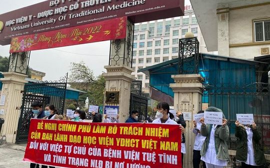 Bộ Y tế yêu cầu giải quyết sớm vụ nhân viên Bệnh viện Tuệ Tĩnh bị nợ lương