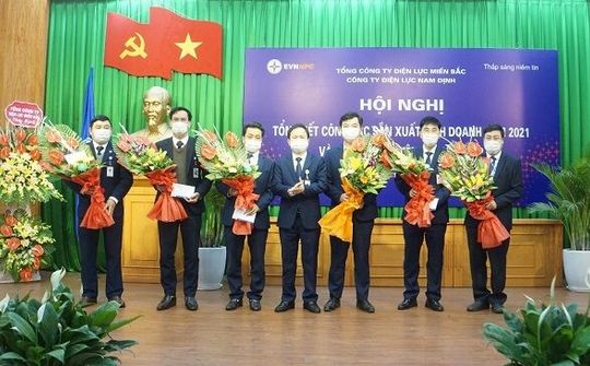 Công ty Điện lực Nam Định: Vượt mọi khó khăn, hoàn thành xuất sắc nhiệm vụ năm 2021
