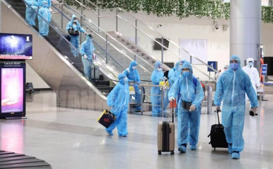 Tạo điều kiện nhập cảnh đối với người nước ngoài, người Việt Nam cùng thân nhân về nước