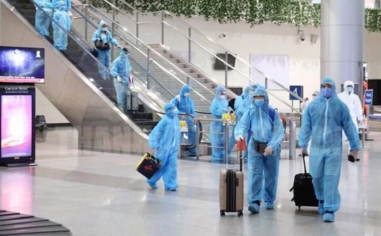 Tạo điều kiện nhập cảnh đối với người nước ngoài, người Việt Nam cùng thân nhân về nước