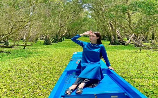 Tra Su: International-Class Tourism