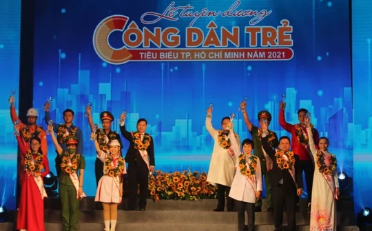 TP.HCM: Ngày 01/01/2022 vinh danh 14 công dân trẻ tiêu biểu