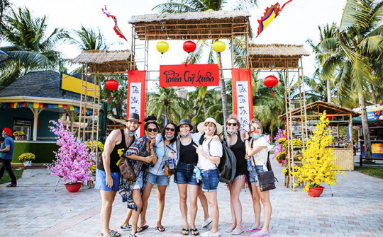 Xây dựng lộ trình mở cửa an toàn, khoa học, hiệu quả đón khách du lịch quốc tế