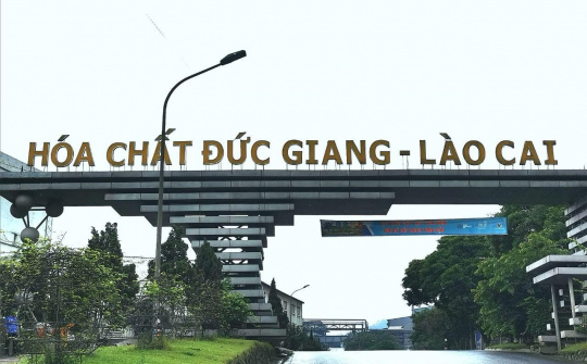 Hóa chất Đức Giang Lào Cai: Vững vàng vượt Covid