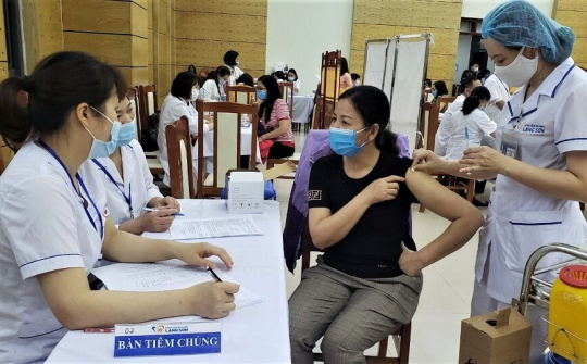 Tiêm mũi 3 vắc-xin phòng Covid-19 đạt 4,8 triệu liều