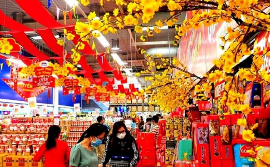 Người dân nô nức mua sắm Tết "đẩy" CPI tháng 1 tăng 0,19%