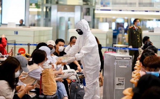 Công dân Việt Nam về nước không yêu cầu xét duyệt nhân sự