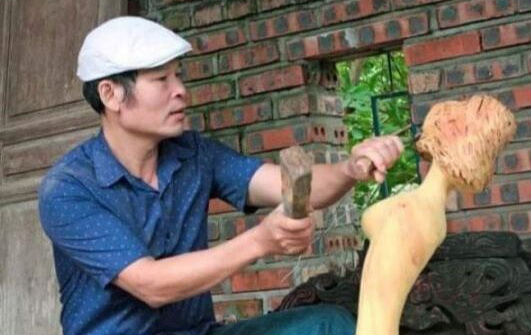 Nhà điêu khắc Triệu Tiến Công: Người tạc hồn cho gỗ