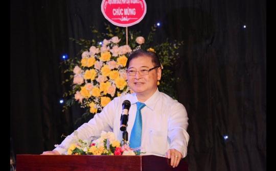 Chuyển đổi số - Cả nước nói, ai cũng nói, không nói là lạc hậu